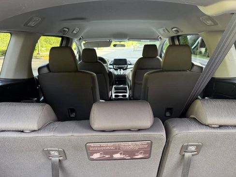 Used 2019 Honda Odyssey LX image 8
