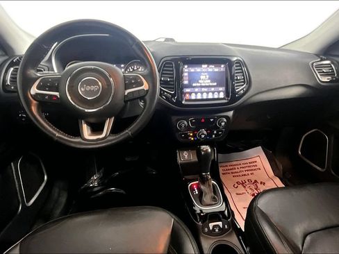 Used 2019 Jeep Compass Limited FWD image 15
