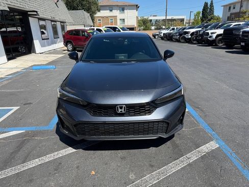 Used 2025 Honda Civic Sport image 2