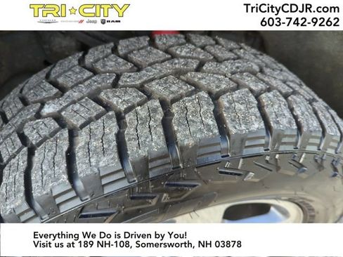 Used 2016 GMC Sierra 2500 SLT w/ Duramax Plus Package image 30