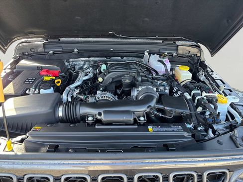New 2026 Jeep Wrangler Unlimited Sport AWD/4WD image 9