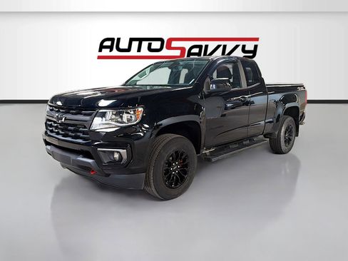 Used 2022 Chevrolet Colorado LT w/ Trail Boss Package AWD/4WD image 3