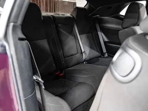 Used 2020 Dodge Challenger SXT RWD image 41