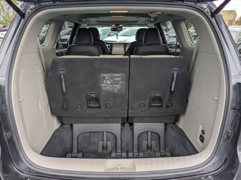 Used 2020 Kia Sedona SX image 7