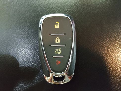 Used 2023 Chevrolet Malibu LS FWD image 32