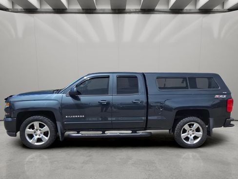 Used 2017 Chevrolet Silverado 1500 LT w/ All Star Edition AWD/4WD image 2
