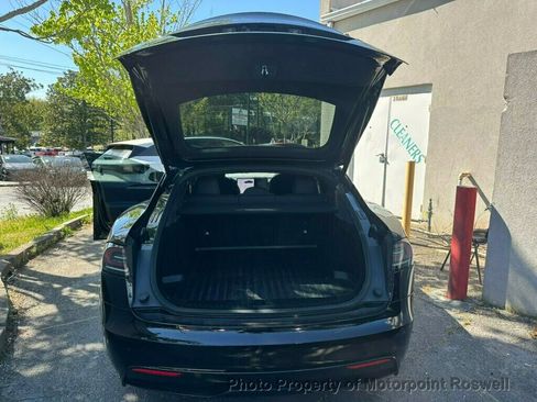Used 2025 Tesla Model S AWD/4WD image 18