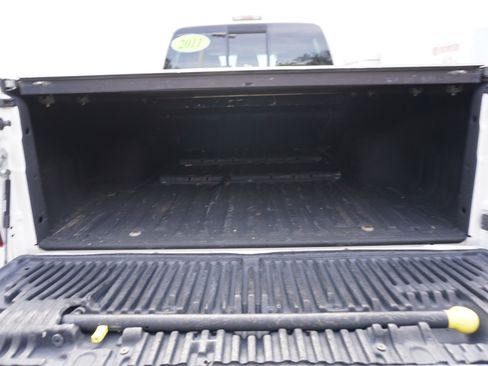 Used 2011 Ford F250 Lariat w/ Lariat Interior Pkg image 15