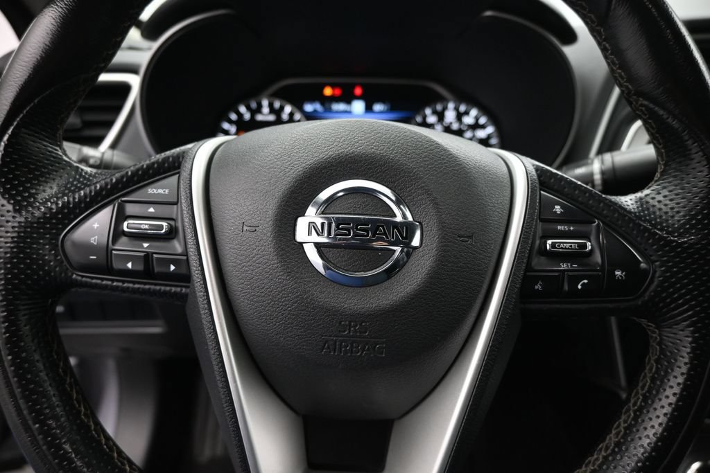 Used 2021 Nissan Maxima 3.5 SV w/ Floor Mat Group FWD image 12