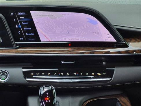 Used 2023 Cadillac Escalade Sport Platinum w/ LPO, ONYX Package AWD/4WD image 10