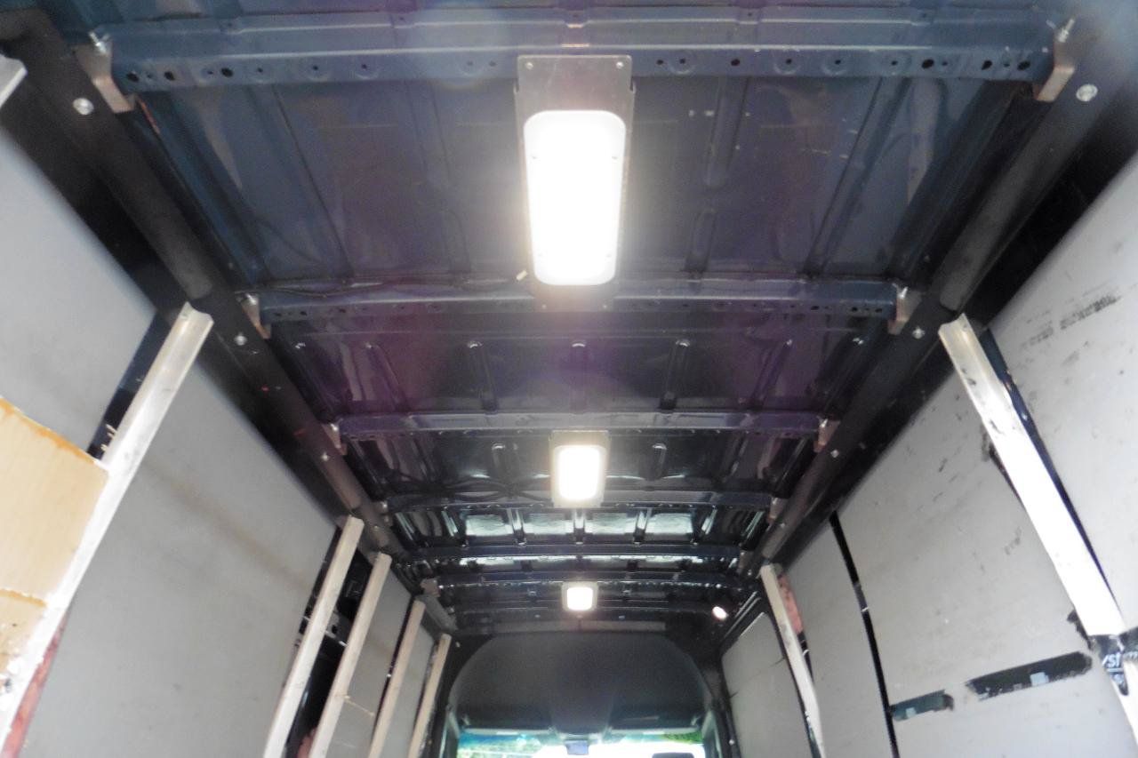 Used 2019 Mercedes-Benz Sprinter 170 image 18