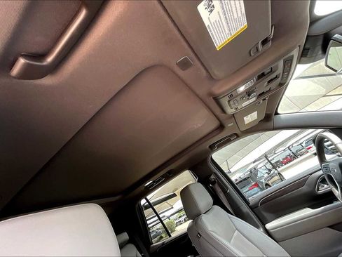 Used 2023 Chevrolet Tahoe Z71 w/ Luxury Package image 23