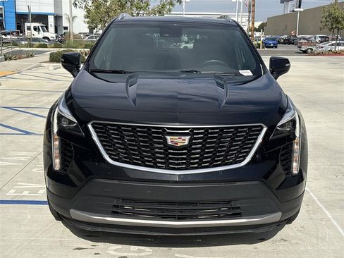 Used 2023 Cadillac XT4 Premium Luxury image 8
