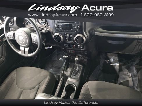 Used 2017 Jeep Wrangler Unlimited Sport w/ Quick Order Package 24S AWD/4WD image 11