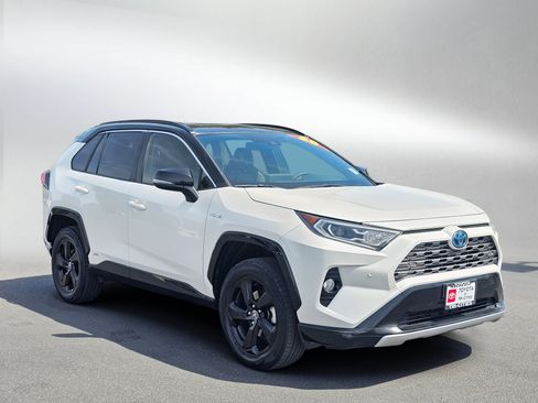 Used 2020 Toyota RAV4 XSE AWD/4WD image 7
