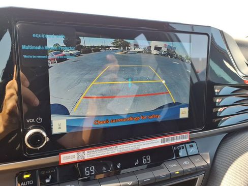 New 2026 Toyota Camry SE FWD image 11