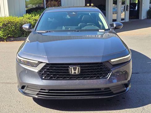Used 2025 Honda Accord EX-L image 2