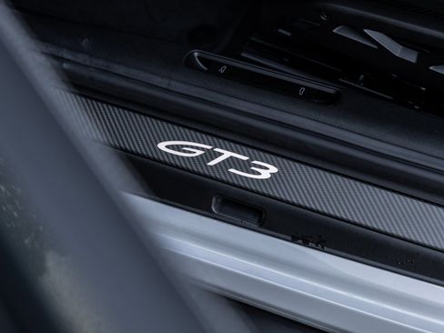 Certified 2026 Porsche 911 GT3 image 30
