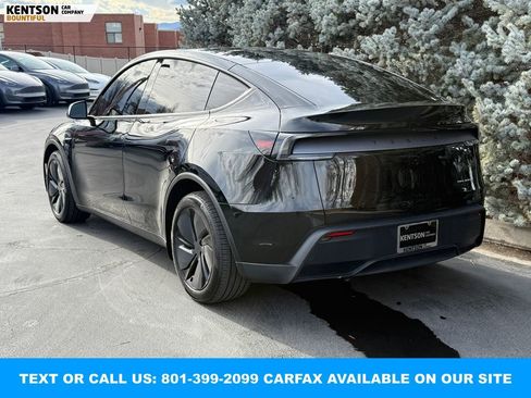 Used 2026 Tesla Model Y Long Range image 6