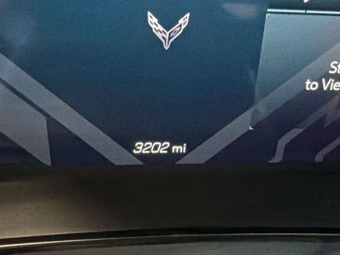 Used 2024 Chevrolet Corvette Stingray Coupe w/ 1LT RWD image 20