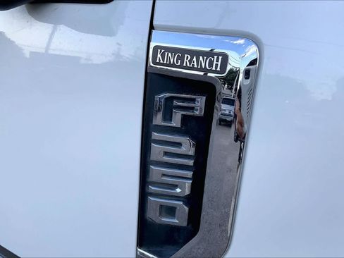 Used 2022 Ford F250 King Ranch w/ Tremor Off-Road Package AWD/4WD image 31