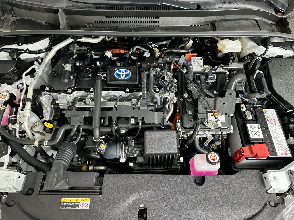 Certified 2024 Toyota Corolla SE w/ SE Package FWD image 29