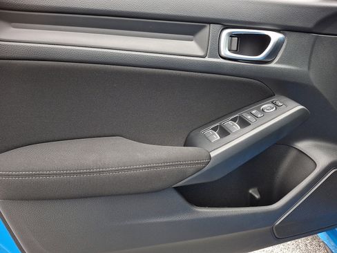 Used 2023 Honda Civic Sport image 12