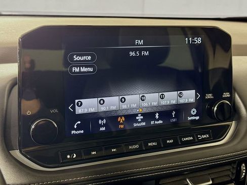 Certified 2022 Nissan Rogue SL w/ SL Premium Package image 16