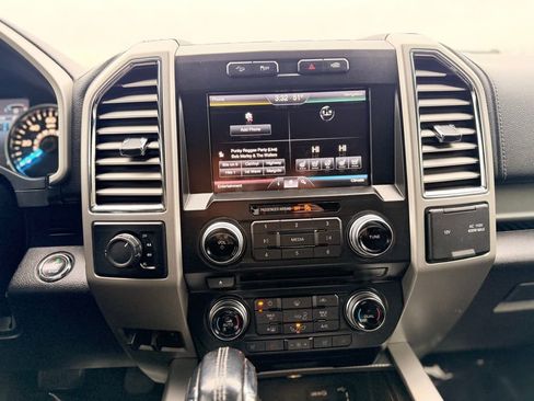 Used 2015 Ford F150 Lariat w/ Equipment Group 502A Luxury image 26