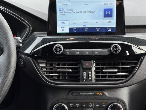 New 2026 Ford Escape ST-Line w/ Cold Weather Package image 8