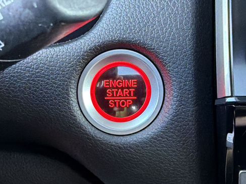 Used 2018 Honda CR-V EX image 16