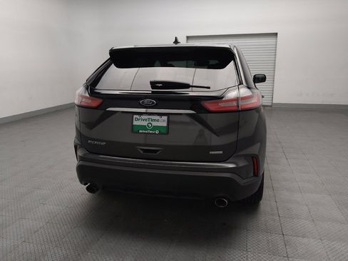 Used 2019 Ford Edge SE FWD image 7
