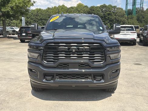 Used 2026 RAM 2500 Big Horn AWD/4WD image 2