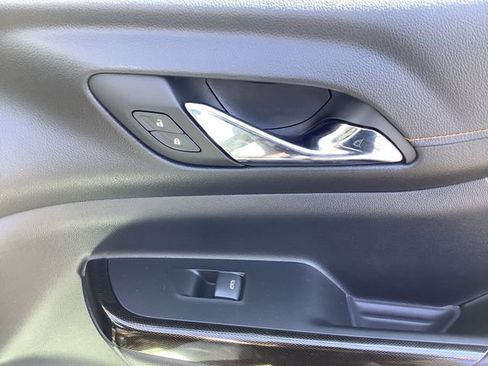 Used 2023 GMC Acadia AT4 w/ Technology Package image 40