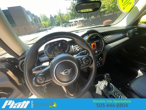 Used 2021 MINI Cooper SE w/ 6.5" Touchscreen Package FWD image 34