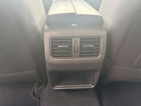 Used 2024 Nissan Rogue S AWD/4WD image 24