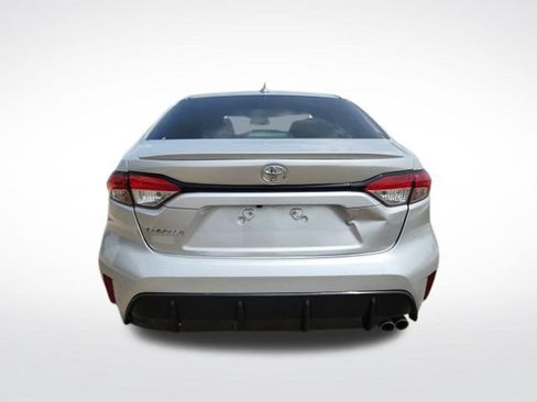 Used 2024 Toyota Corolla SE FWD image 8
