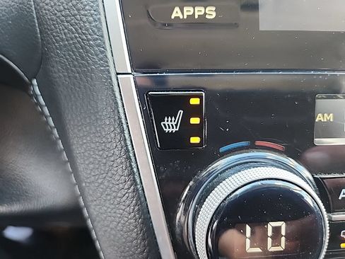 Used 2019 Subaru Legacy 2.5i Premium AWD/4WD image 24