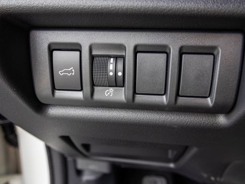 Used 2026 Subaru Outback Limited AWD/4WD image 35
