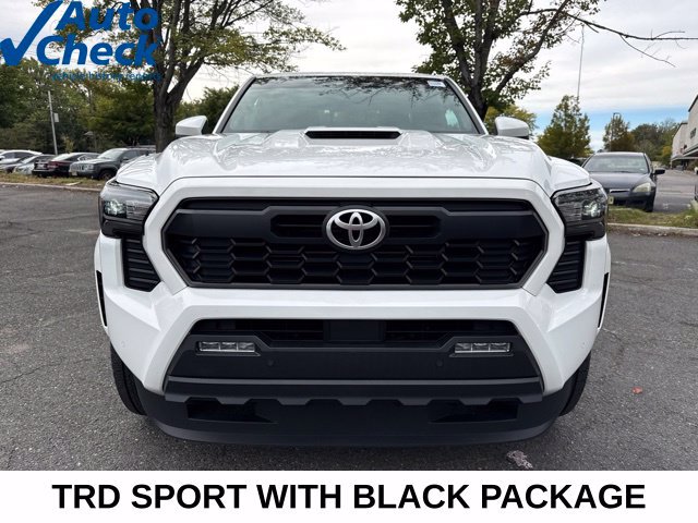 Used 2024 Toyota Tacoma TRD Sport w/ TRD Sport Upgrade Package AWD/4WD image 2