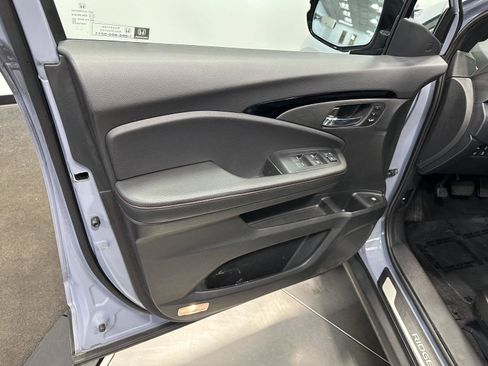 Certified 2024 Honda Ridgeline Black Edition image 13