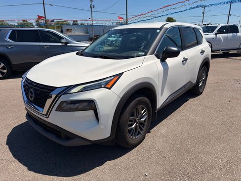 Used 2023 Nissan Rogue S AWD/4WD image 14