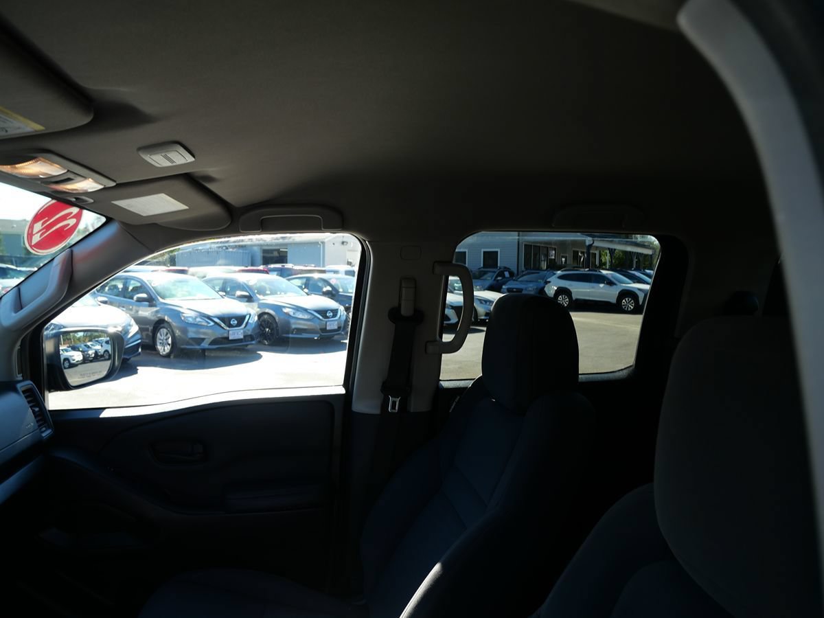Used 2022 Nissan Frontier S w/ Technology Package AWD/4WD image 11