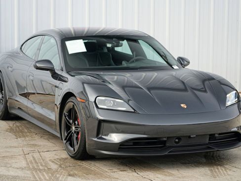 Used 2025 Porsche Taycan 4S w/ Premium Package image 60