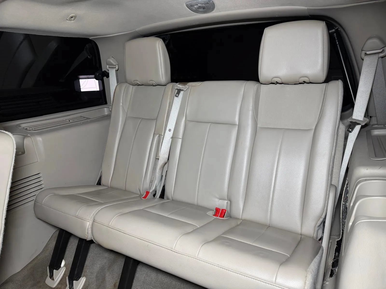 Used 2013 Ford Expedition Limited RWD image 19