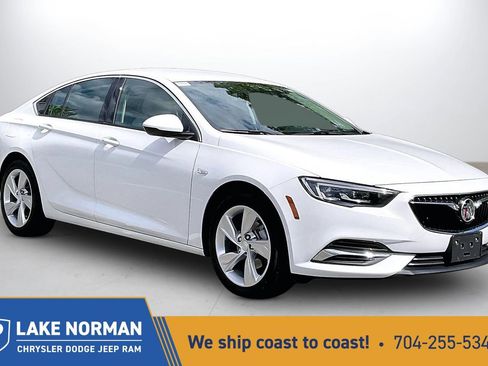 Used 2019 Buick Regal Preferred w/ Sights and Sounds Package image 1