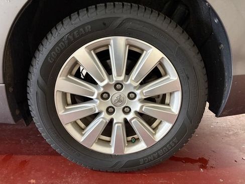 Used 2017 Toyota Sienna Limited AWD/4WD image 23