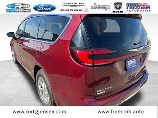 Used 2021 Chrysler Pacifica Limited w/ Premium & Safety Sphere Group AWD/4WD video 3