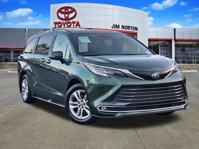 Used 2025 Toyota Sienna Limited