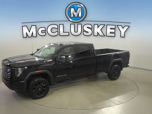 Certified 2026 GMC Sierra 3500 AT4 AWD/4WD image 1